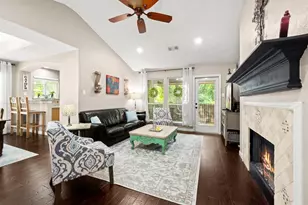 109 Avonlea, The Woodlands, TX 77382 - Photo 7