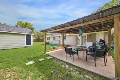 2703 Newman, Liberty, TX 77575 - Photo 17