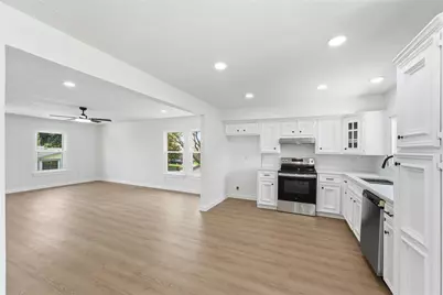 11330 Raven View Drive, Houston, TX 77067 - Photo 11