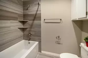 913 Memorial Village Dr, Houston, TX 77024 - Photo 19