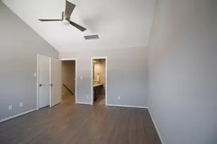 913 Memorial Village Dr, Houston, TX 77024 - Photo 21