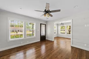 1036 Jackson St, Columbus, TX 78934 - Photo 5