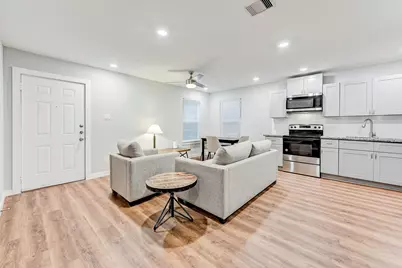 1017 North Lane #A, Houston, TX 77088 - Photo 5