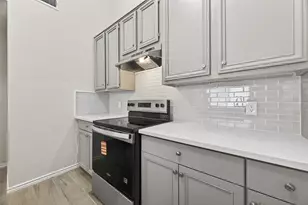 11635 Twinridge Ln, Houston, TX 77099 - Photo 15