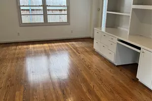 3805 Piping Rock Ln Ln, Houston, TX 77027 - Photo 9