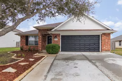 4301 Twin Lakes Trail, Pearland, TX 77584 - Photo 3