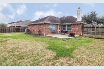4301 Twin Lakes Trail, Pearland, TX 77584 - Photo 19