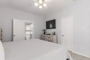 4301 Twin Lakes Tr, Pearland, TX 77584 - Photo 13