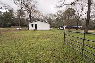 20284 Forest Woods Ln, Montgomery, TX 77356 - Photo 17