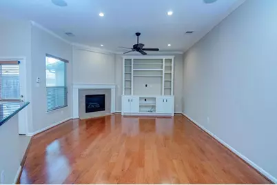 62 E Pipers Green Street, The Woodlands, TX 77382 - Photo 7