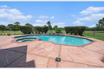 7921 Capri Circle, Houston, TX 77095 - Photo 39