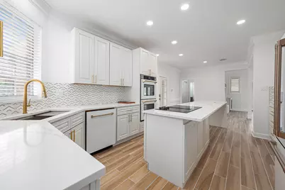 7921 Capri Circle, Houston, TX 77095 - Photo 11