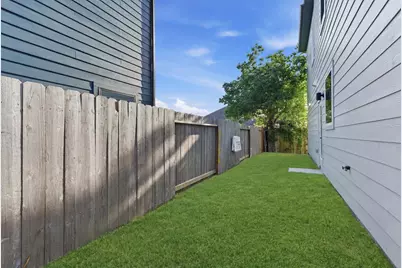 3706 Glenrose Street, Houston, TX 77051 - Photo 27