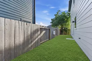 3706 Glenrose St, Houston, TX 77051 - Photo 27