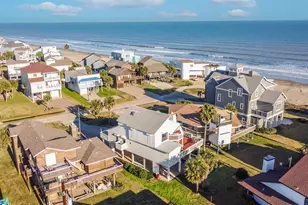 4231 Pelican Ln, Galveston, TX 77554 - Photo 39