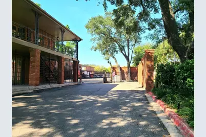 11550 Chimney Rock Road #205, Houston, TX 77035 - Photo 21