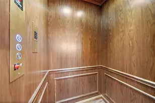 422 Pinewold Dr, Houston, TX 77056 - Photo 37