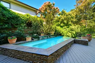 422 Pinewold Dr, Houston, TX 77056 - Photo 1