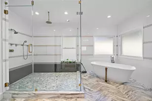 422 Pinewold Dr, Houston, TX 77056 - Photo 29