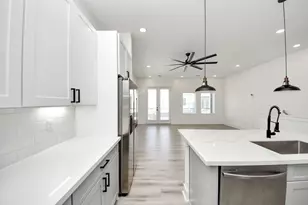 3010 Jensen Springs Ln, Houston, TX 77026 - Photo 19