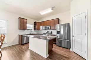 1030 Bending Trl Dr, Tomball, TX 77375 - Photo 19