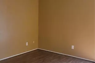 10049 Westpark Dr, Houston, TX 77042 - Photo 9