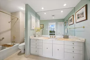 1111 Hermann Dr, Houston, TX 77004 - Photo 19
