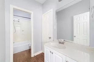 7115 W Hearthstone Green Dr, Houston, TX 77095 - Photo 29