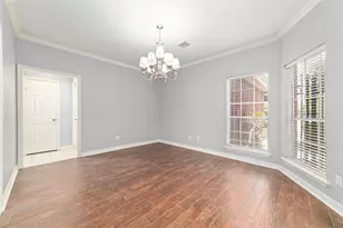 7115 W Hearthstone Green Dr, Houston, TX 77095 - Photo 9