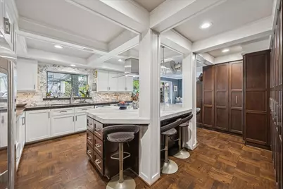 2500 Glen Haven Boulevard, Houston, TX 77030 - Photo 7