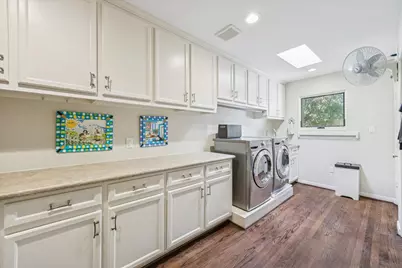 2500 Glen Haven Boulevard, Houston, TX 77030 - Photo 29