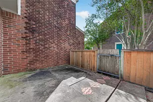 2930 Grants Lake Blvd, Sugar Land, TX 77479 - Photo 33