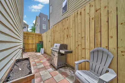 1612 W 25th Street, Houston, TX 77008 - Photo 23