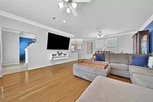 1612 W 25th St, Houston, TX 77008 - Photo 11