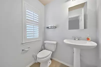 1612 W 25th Street, Houston, TX 77008 - Photo 9