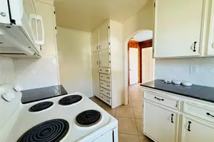 446 Zoe St, Houston, TX 77020 - Photo 9