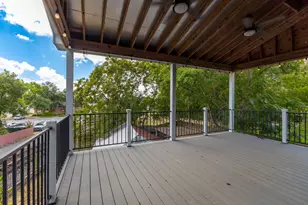 303 W Alamo St, Brenham, TX 77833 - Photo 5