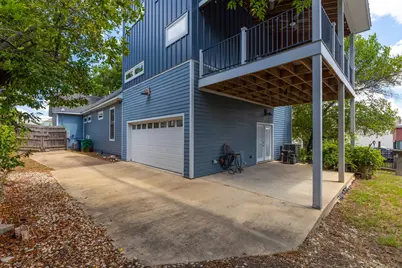303 W Alamo Street, Brenham, TX 77833 - Photo 27