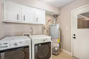 2283 Woodland Springs St, Houston, TX 77077 - Photo 13