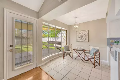 847 Carlingford Lane, Houston, TX 77079 - Photo 11