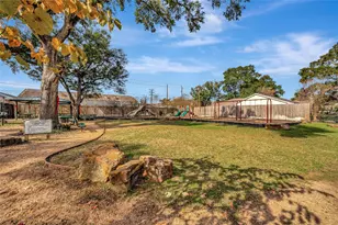 847 Carlingford Ln, Houston, TX 77079 - Photo 35