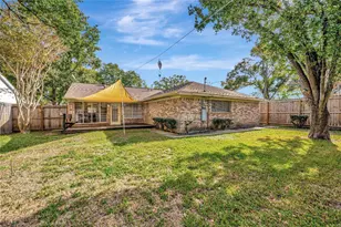 847 Carlingford Ln, Houston, TX 77079 - Photo 43