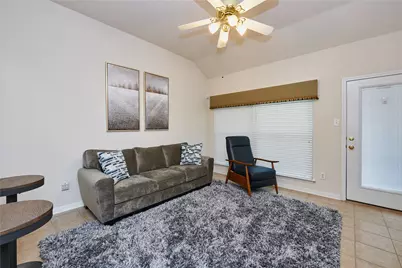 22 W Greenhill Terrace Place, The Woodlands, TX 77382 - Photo 17