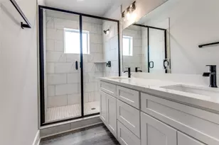 13138 Perennial Spgs Dr, Houston, TX 77048 - Photo 11