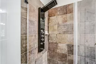 1206 Coleridge St, Sugar Land, TX 77479 - Photo 27