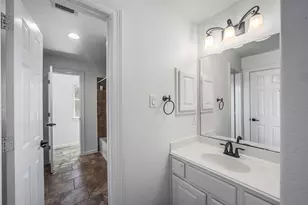 1206 Coleridge St, Sugar Land, TX 77479 - Photo 37