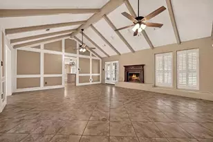 1650 White Oak Creek Dr, Conroe, TX 77304 - Photo 5