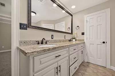 1650 White Oak Creek Drive, Conroe, TX 77304 - Photo 15