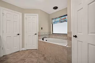 1650 White Oak Creek Dr, Conroe, TX 77304 - Photo 17