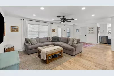 2314 Droxford Drive, Houston, TX 77008 - Photo 3